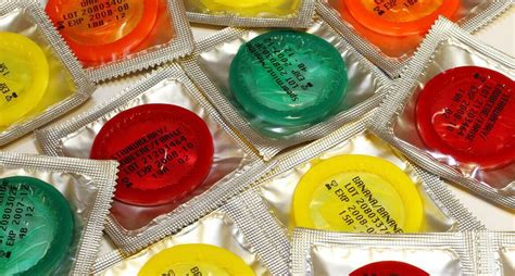 Blowjob ohne Kondom gegen Aufpreis Finde eine Prostituierte Booischot